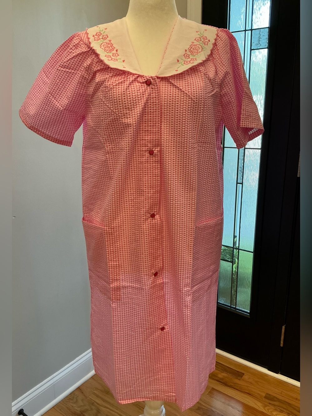 Vintage Dream Crest Gingham Duster / House Dress